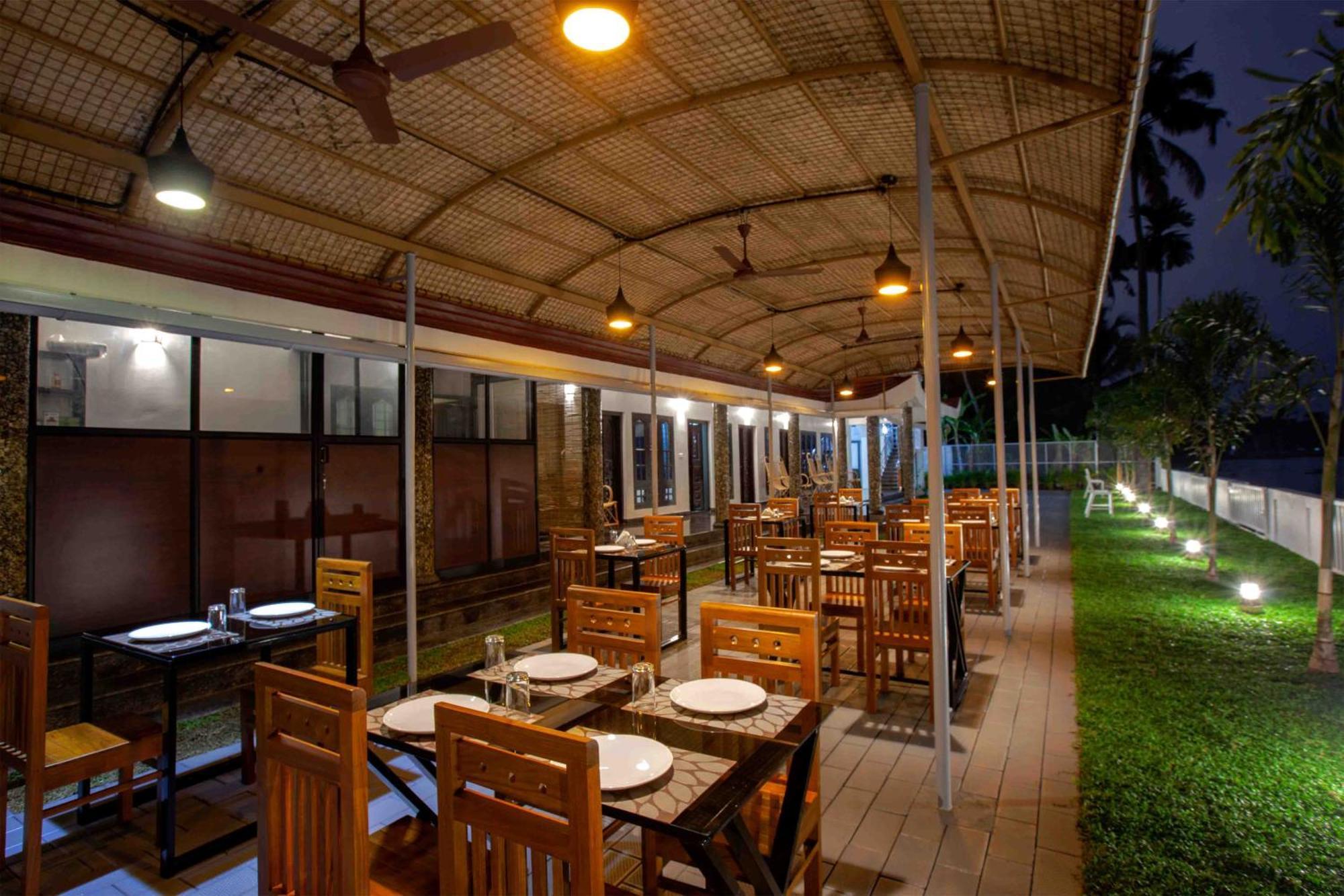 Vembanad Village Backwater Resort Alappuzha Extérieur photo
