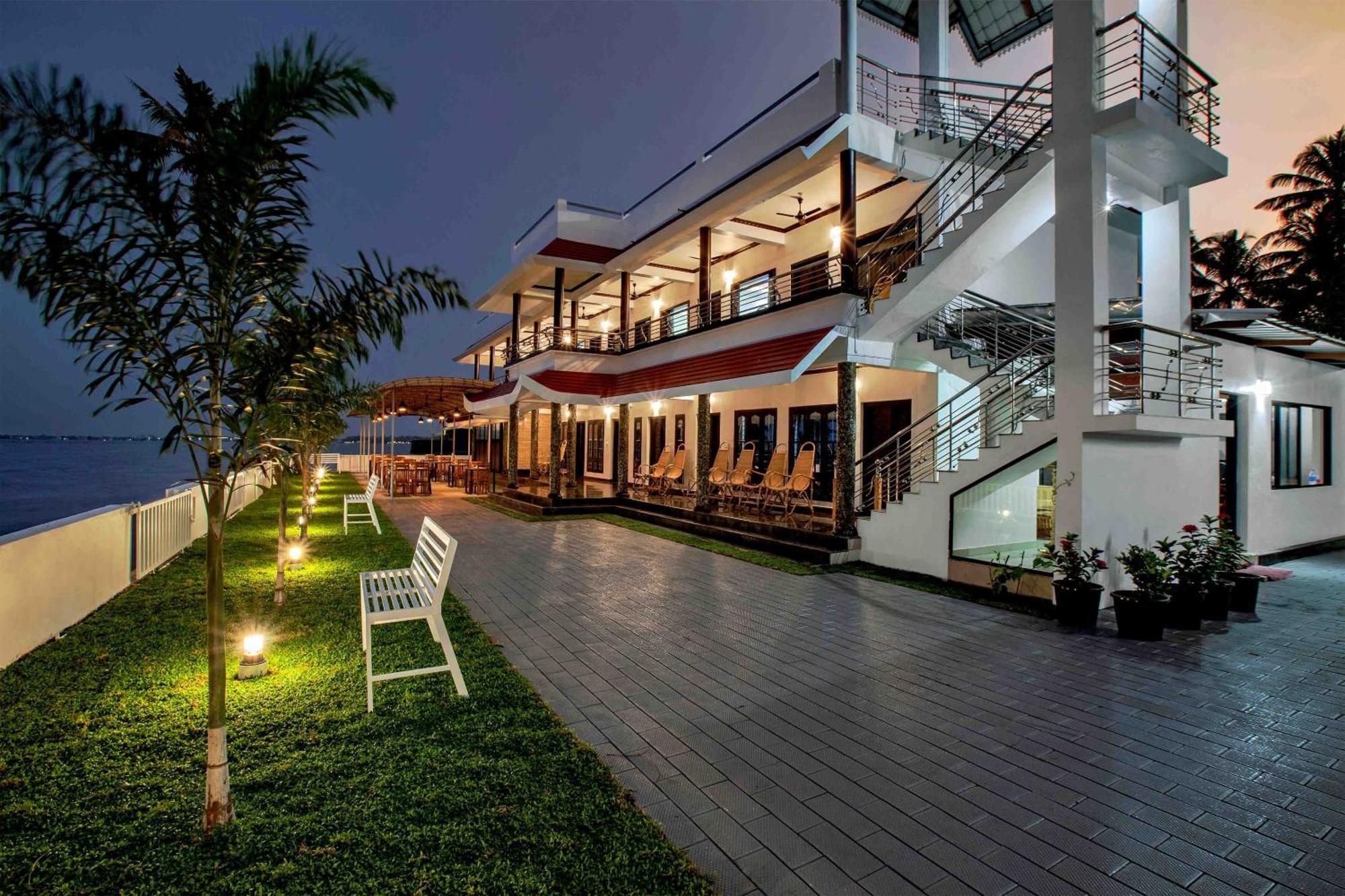 Vembanad Village Backwater Resort Alappuzha Extérieur photo